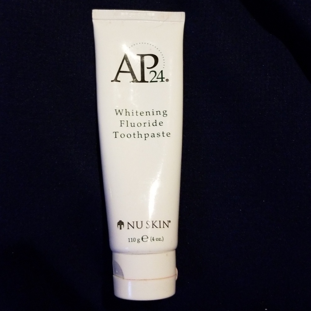 AP 24 whiting toothpaste